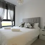 Oasis Malaga City Apartment